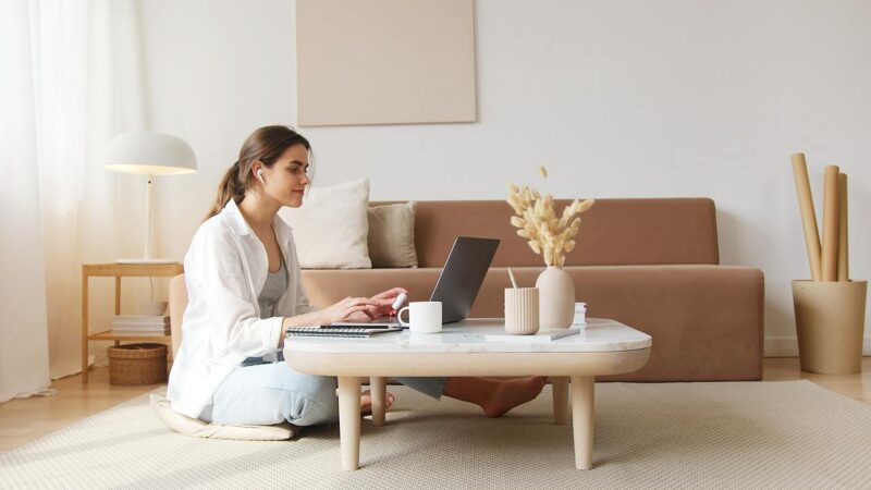 Setting Up Your Home Office for Success: Tips for Productivity and Comfort