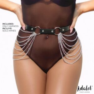 nadine-cinturon-cuero-vegano-con-cadenas-tall-unica-1.jpg